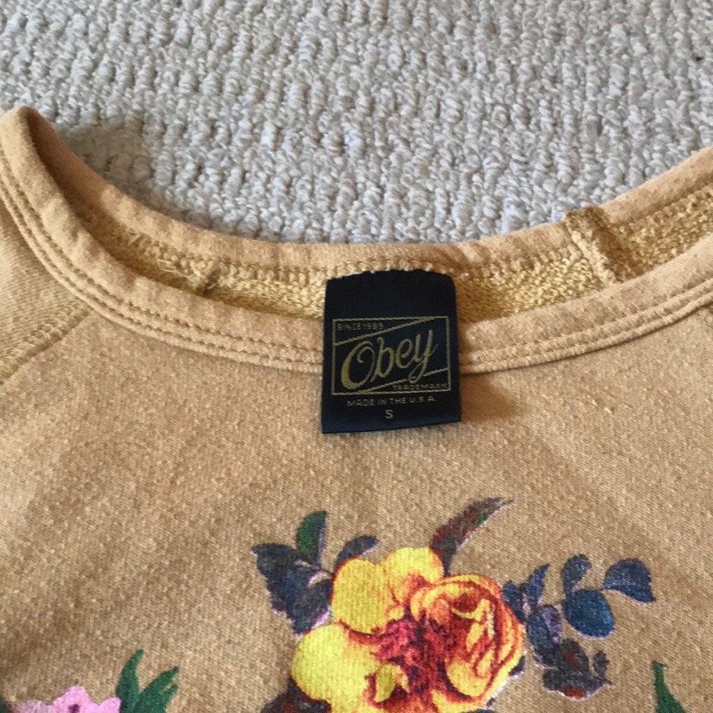 obey pullover - Picture 4 of 6